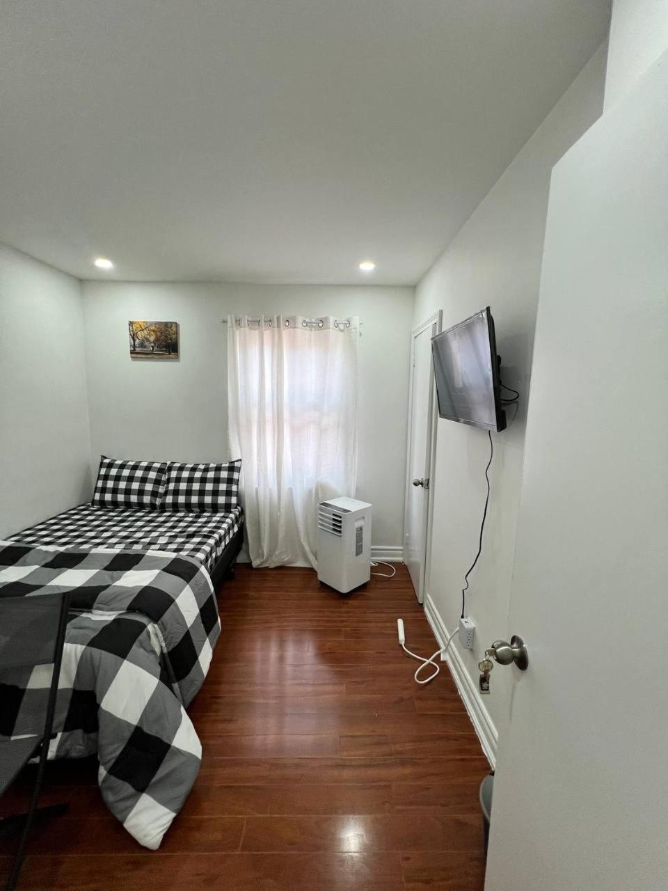 #1 Convvy-Nient Residence! Τορόντο Εξωτερικό φωτογραφία