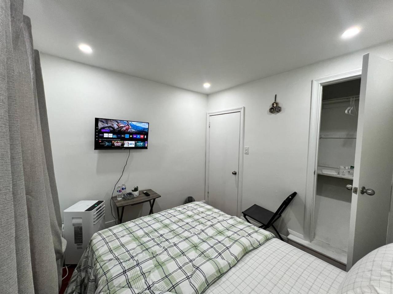 #1 Convvy-Nient Residence! Τορόντο Εξωτερικό φωτογραφία
